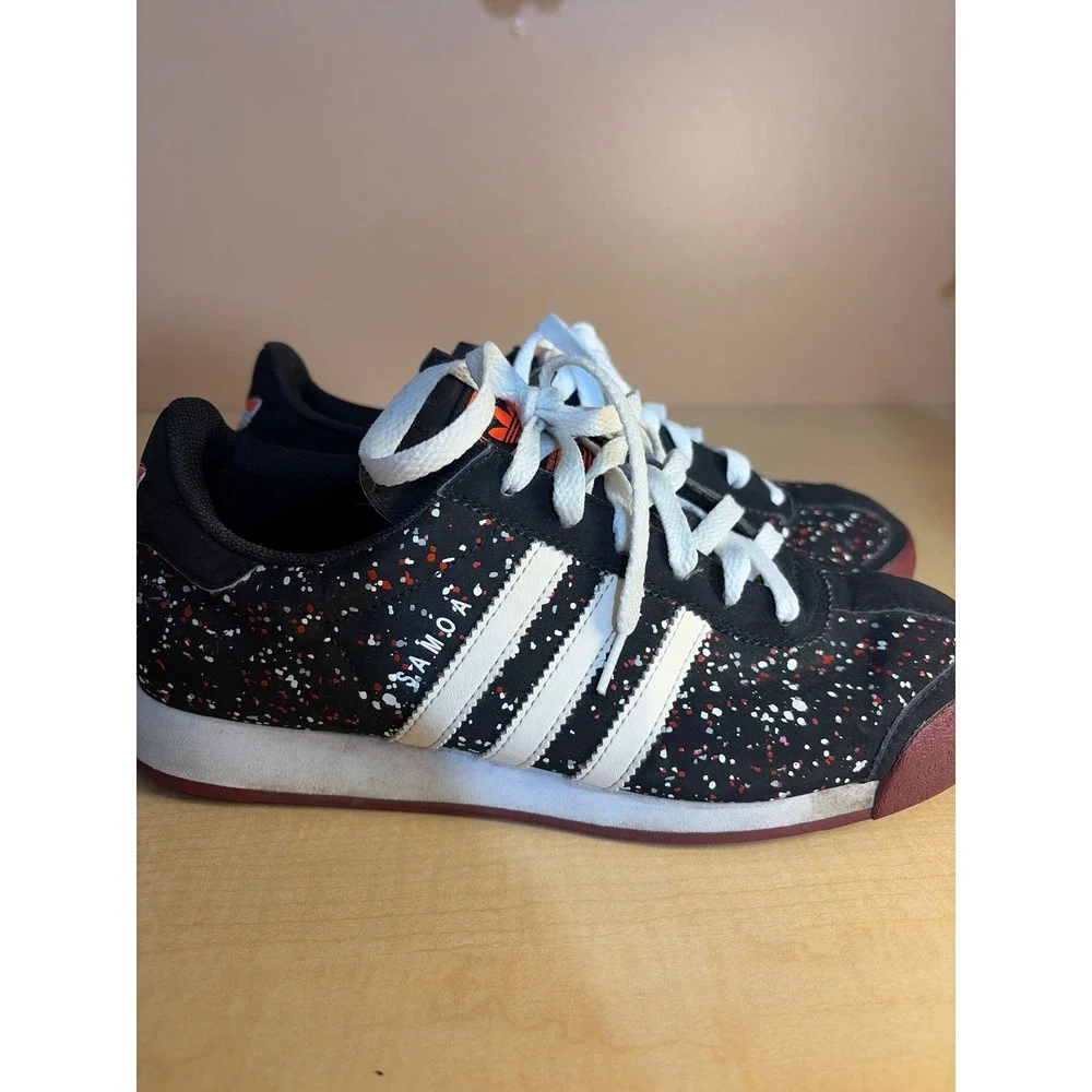 Adidas Samoa Black White Red Paint Splatter Sneakers C77378 Mens 7